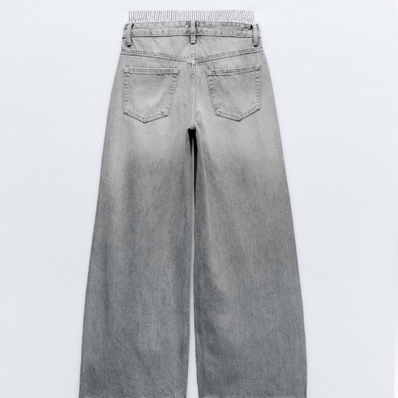 Beautiful Zara Boxer Trim Low Waist Jeans - Picture 2 of 8